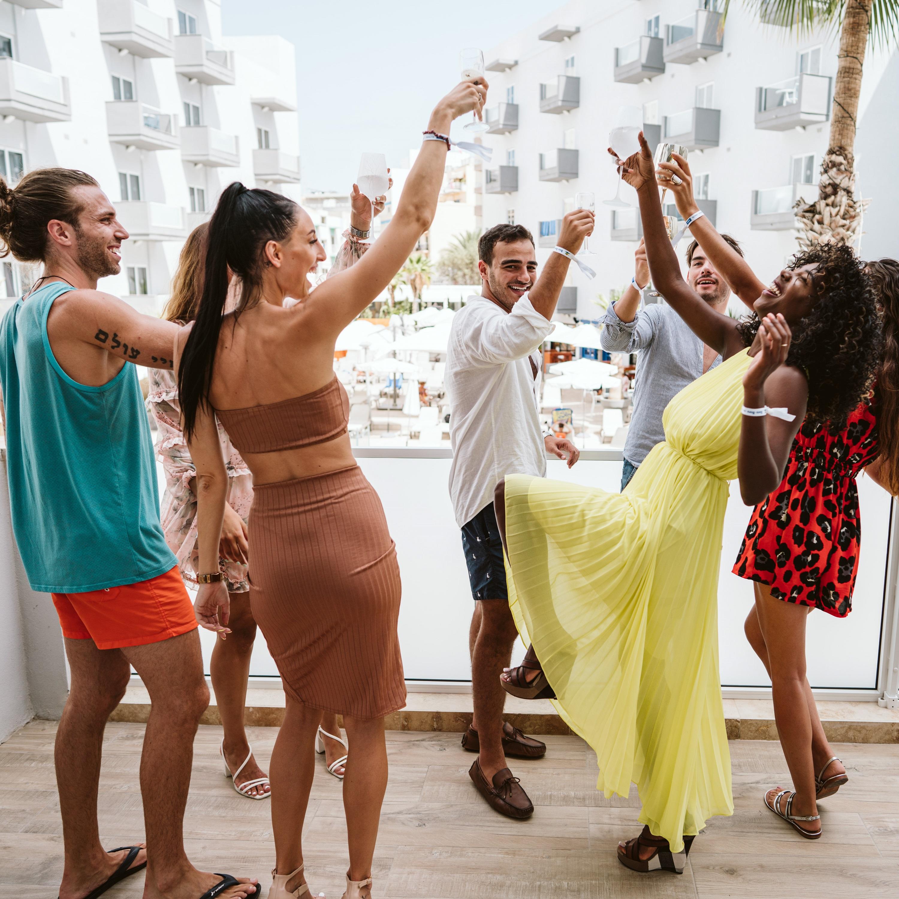 Hotel Bora Bora Ibiza Malta - Music - Adults Only 18
